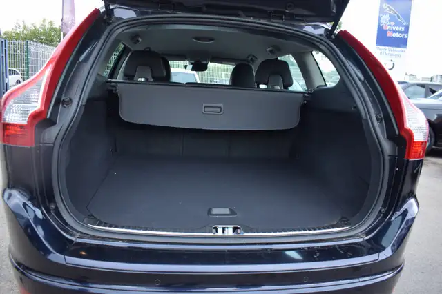 Volvo XC60 view 14