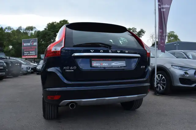 Volvo XC60 view 15
