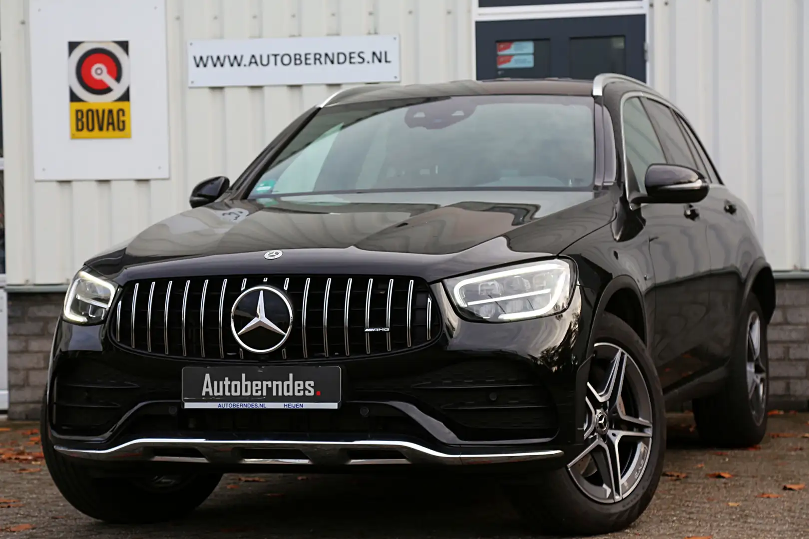 Mercedes-Benz GLC 300 300e 4MATIC AMG Plug in hybride*Perfect MB Onderh. Noir - 1