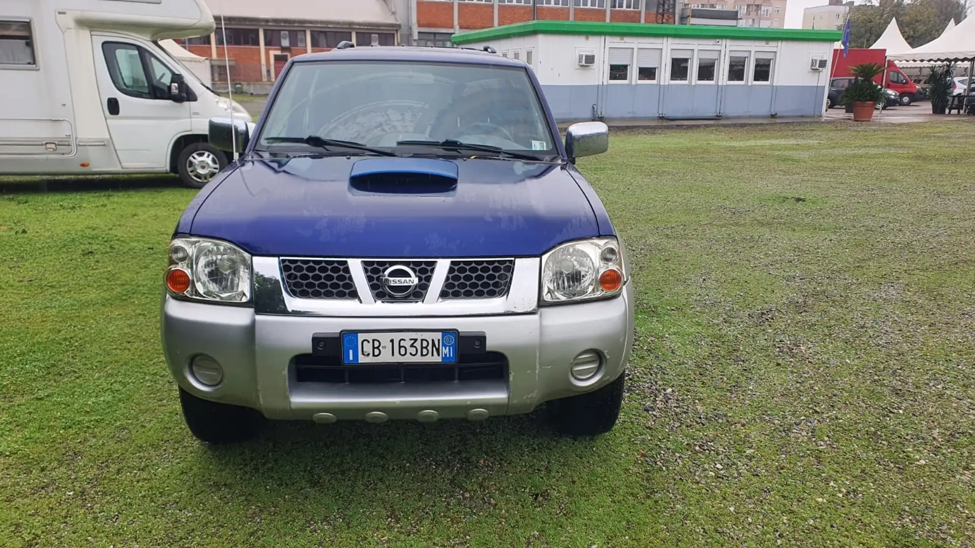 Nissan Navara d.cab 2.5 dci LE 174cv - 2