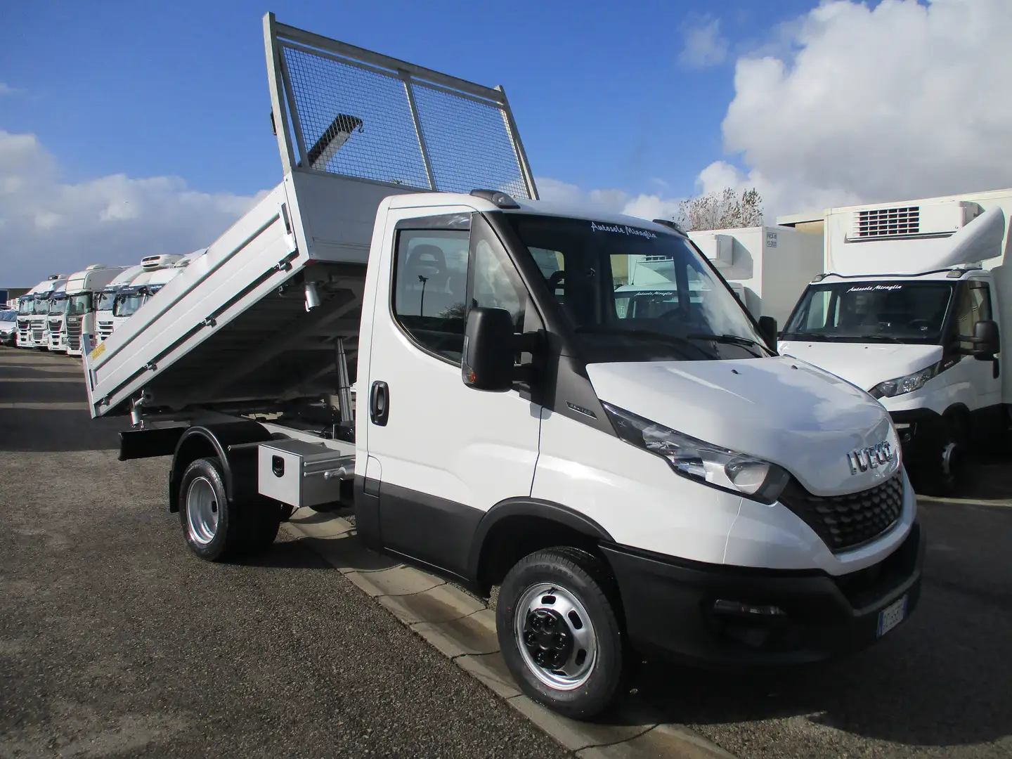 Iveco Daily 35C14 2.3 140CV E6 RIBALTABILE TRILATERA 75000 KM Bianco - 1