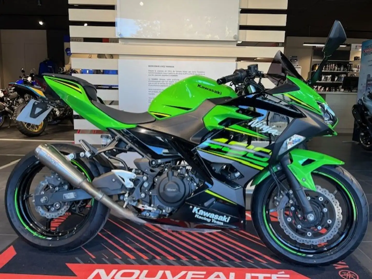 Kawasaki Ninja 400 - 2