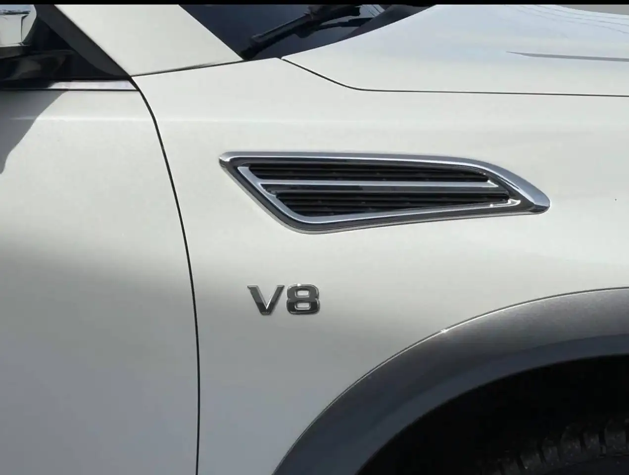 Nissan Armada снимка Nissan Armada