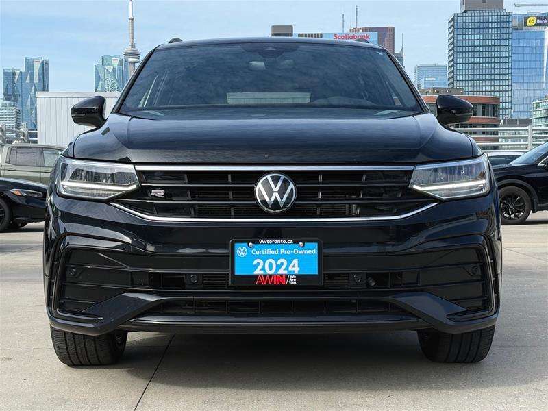 2024 Volkswagen Tiguan Comfortline R-Line Black 2.0T 8sp at w/Tip 4M — снимка 1