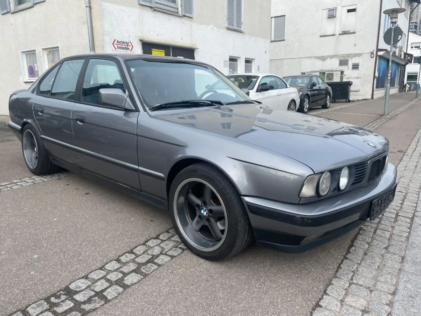 BMW 535 i A Vollausstattung Grijs - 2