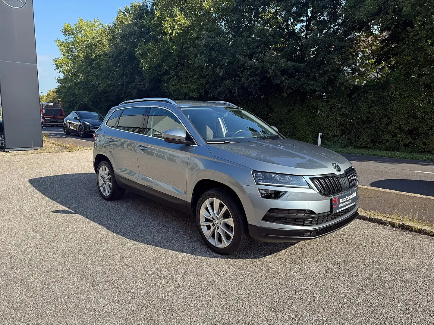 Skoda Karoq 1,0 TSI Style Limited DSG Gris - 2