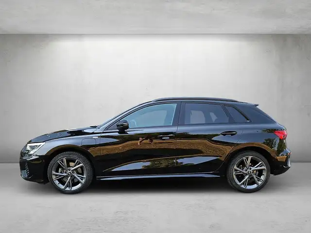 Audi A3 view 3