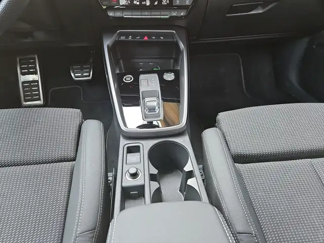 Audi A3 view 10