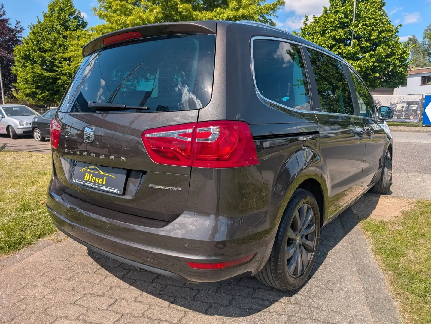 SEAT Alhambra I-Tech*7-SITZE*TEMPOMAT*KAMERA*NAVI !! Brown - 2