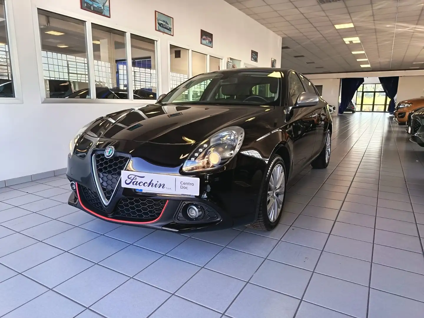 Alfa Romeo Giulietta 1.6 JTDm 120cv Super Noir - 1