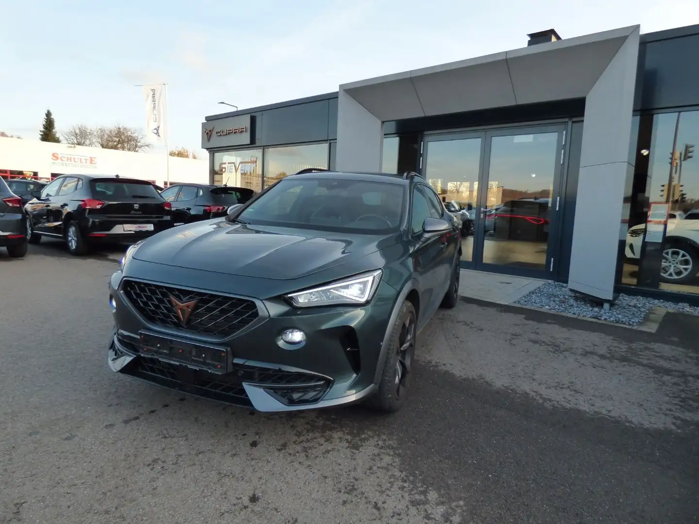 CUPRA Formentor VZ 2.0 AHK ACC DCC BEATS FULL LINK Vert - 1