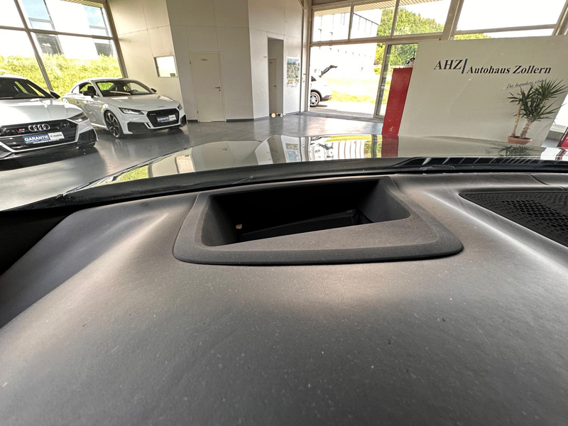 BMW X6 xDrive 40d M Sport STANDHZ AHK LASER HUD PANO — photo 11