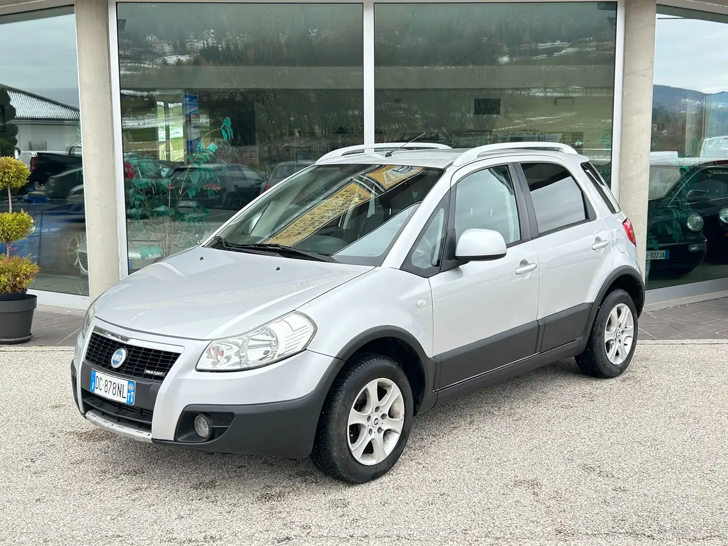Fiat Sedici 1.9 mjt Dynamic 4x4 120cv GANCIO TRAINO Argent - 1
