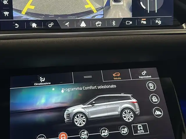 Land Rover Range Rover Evoque view 24