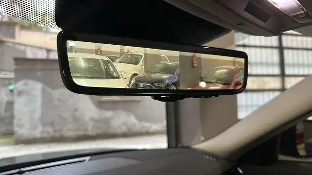 Land Rover Range Rover Evoque view 21
