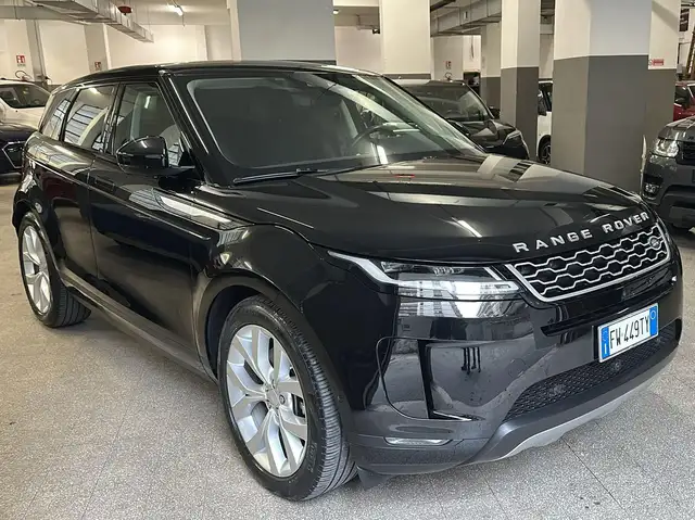 Land Rover Range Rover Evoque view 3