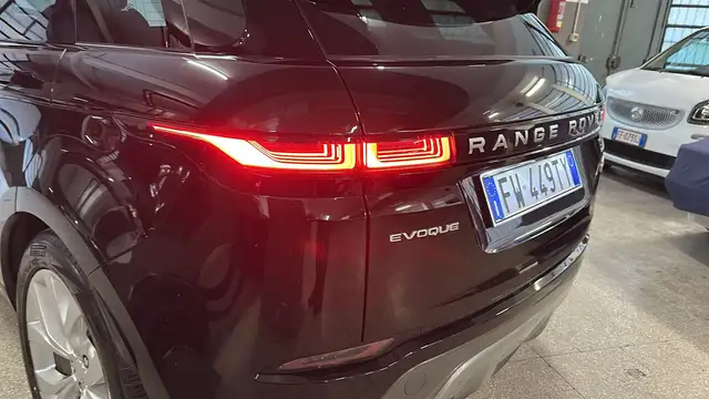 Land Rover Range Rover Evoque view 30