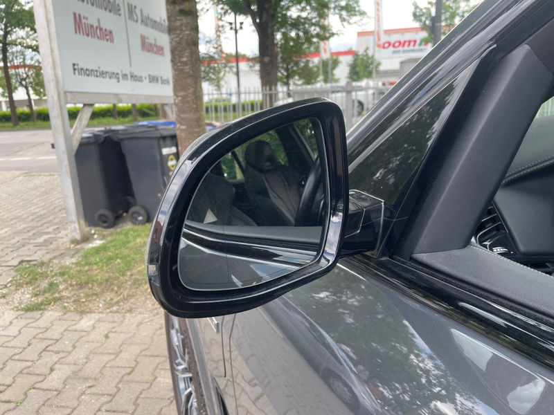 BMW X5 xDrive 45 e M Sport — photo 15