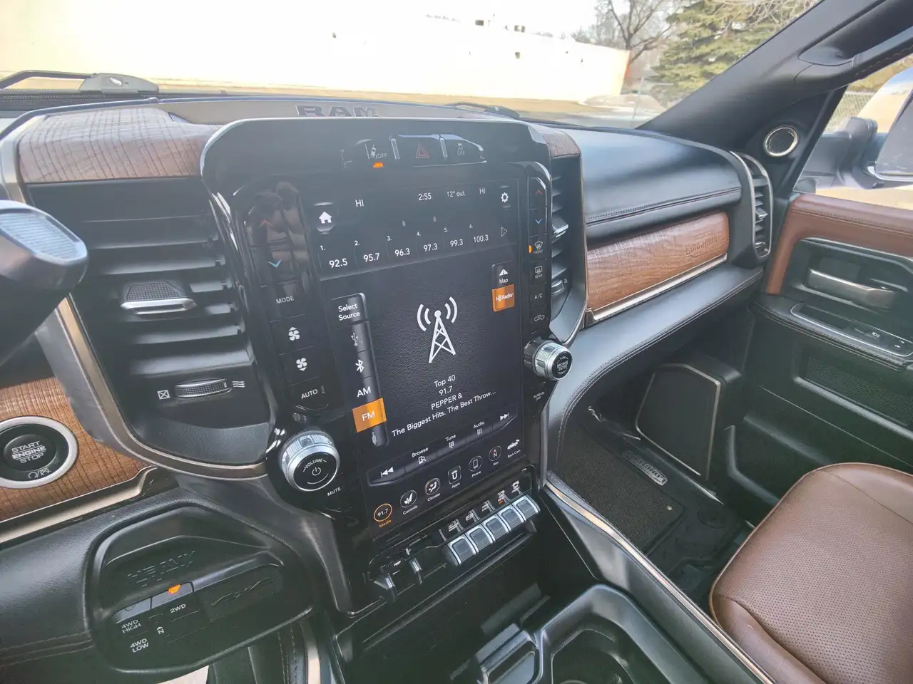RAM 3500 снимка RAM 3500