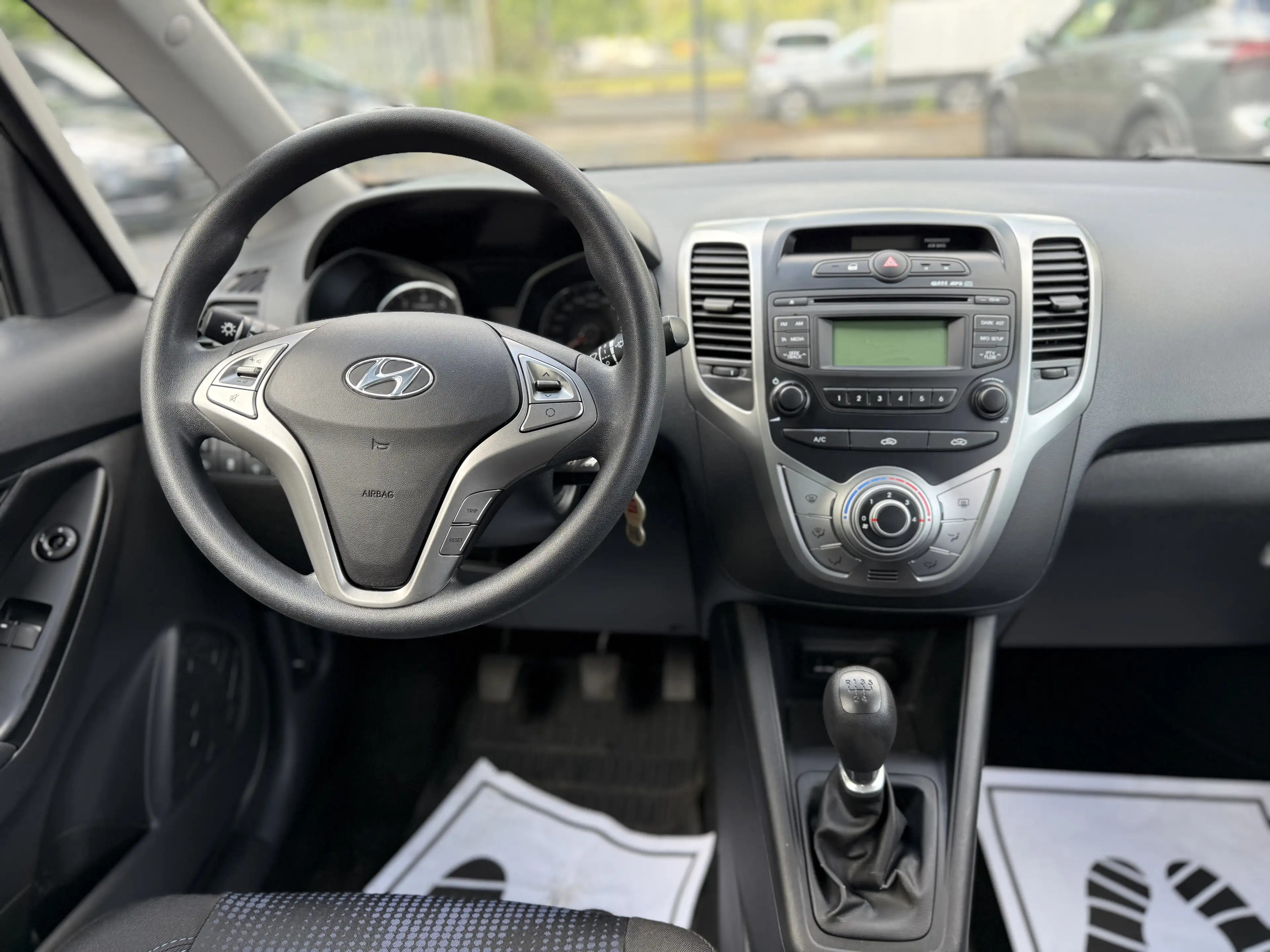 Hyundai iX20 Classic — photo 6