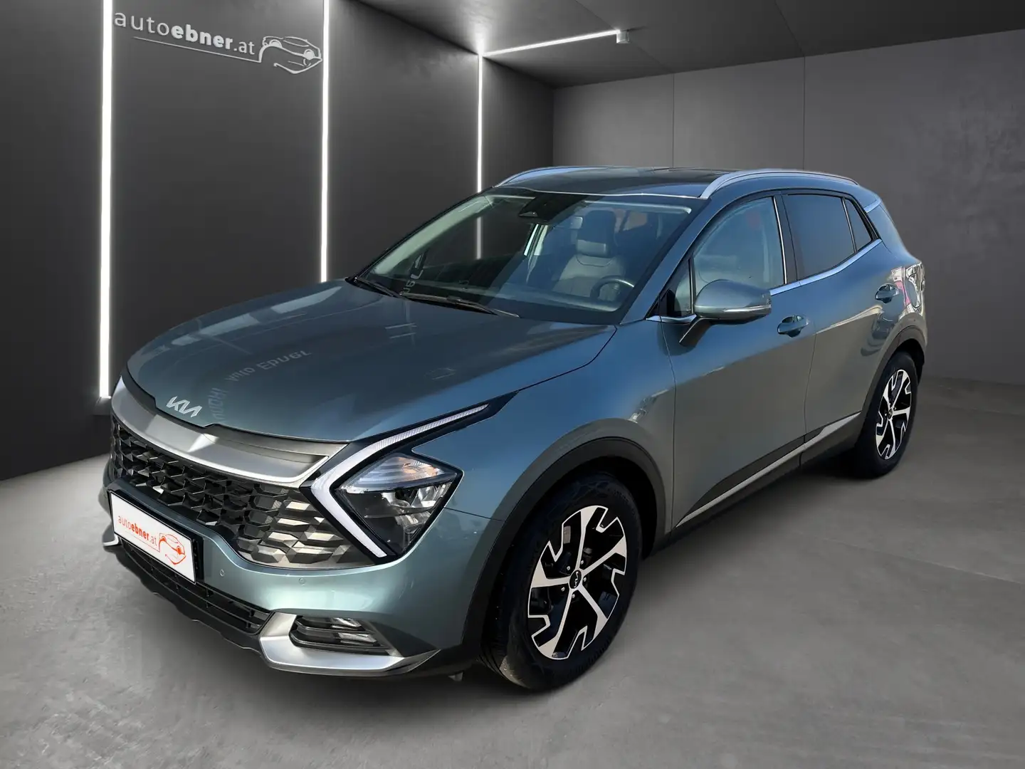 Kia Sportage Sportage 1,6 136 6g. Hybrid Launch Edition Grau - 1