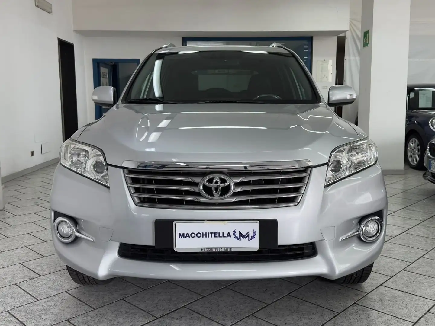 Toyota RAV 4 RAV4 2.2 d-4d 150cv dpf my09 Gris - 1