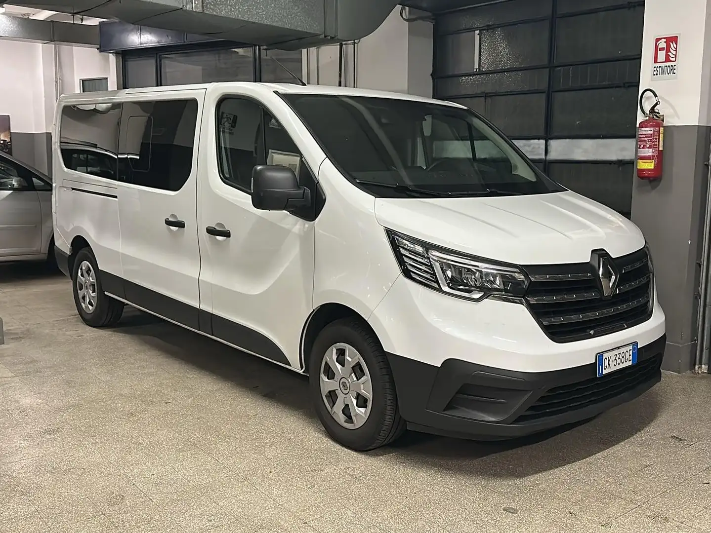 Renault Trafic 9 posti passo lungo Bianco - 1