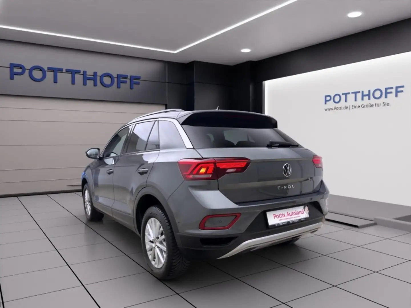 Volkswagen T-Roc 1.0 TSI LIFE NAVI KLIMA PDC LED Grau - 2