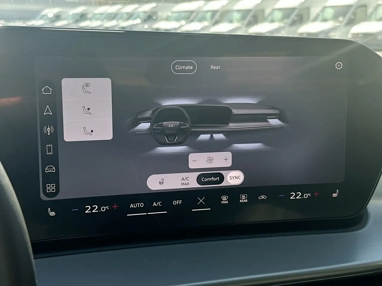 Audi Q3 снимка Audi Q3