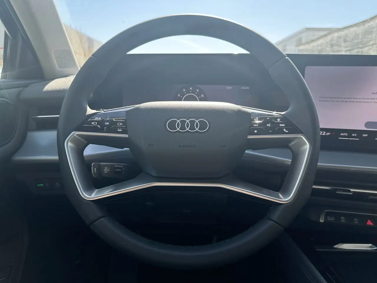 Audi Q3 снимка Audi Q3