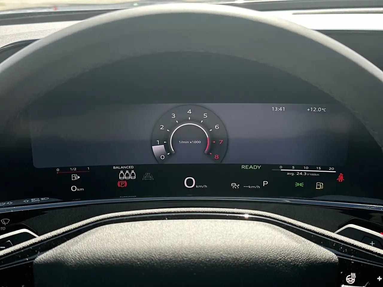 Audi Q3 снимка Audi Q3