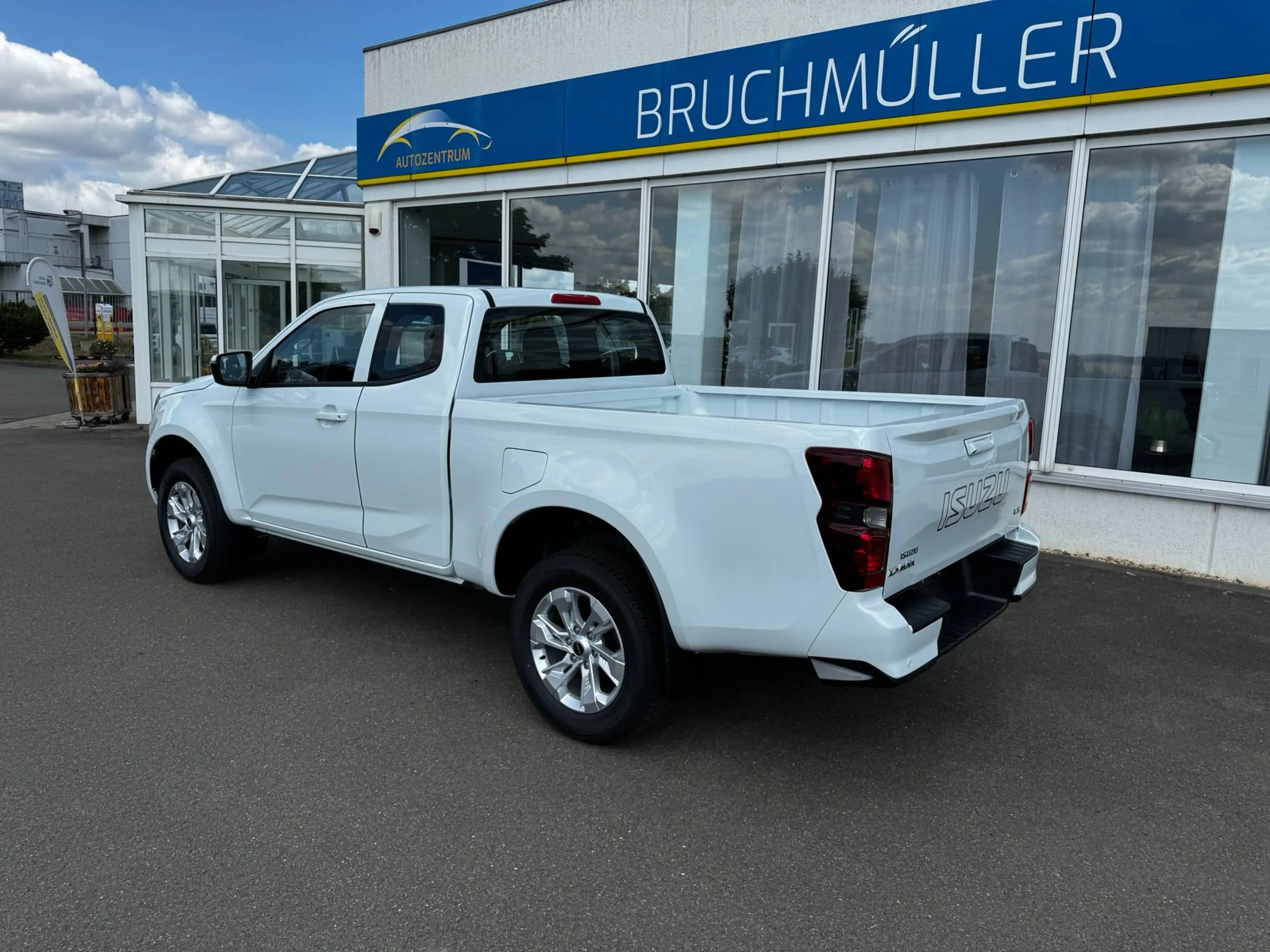 Isuzu D-Max MY26 4X4 AT LS 2,2L Rough Terrain Mode — photo 8