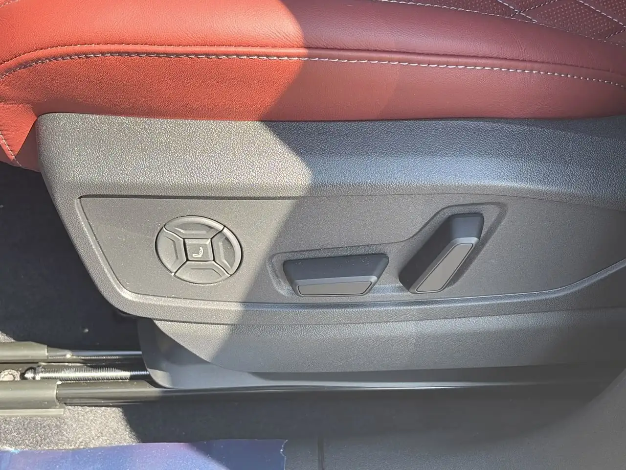 Audi SQ5 снимка Audi SQ5