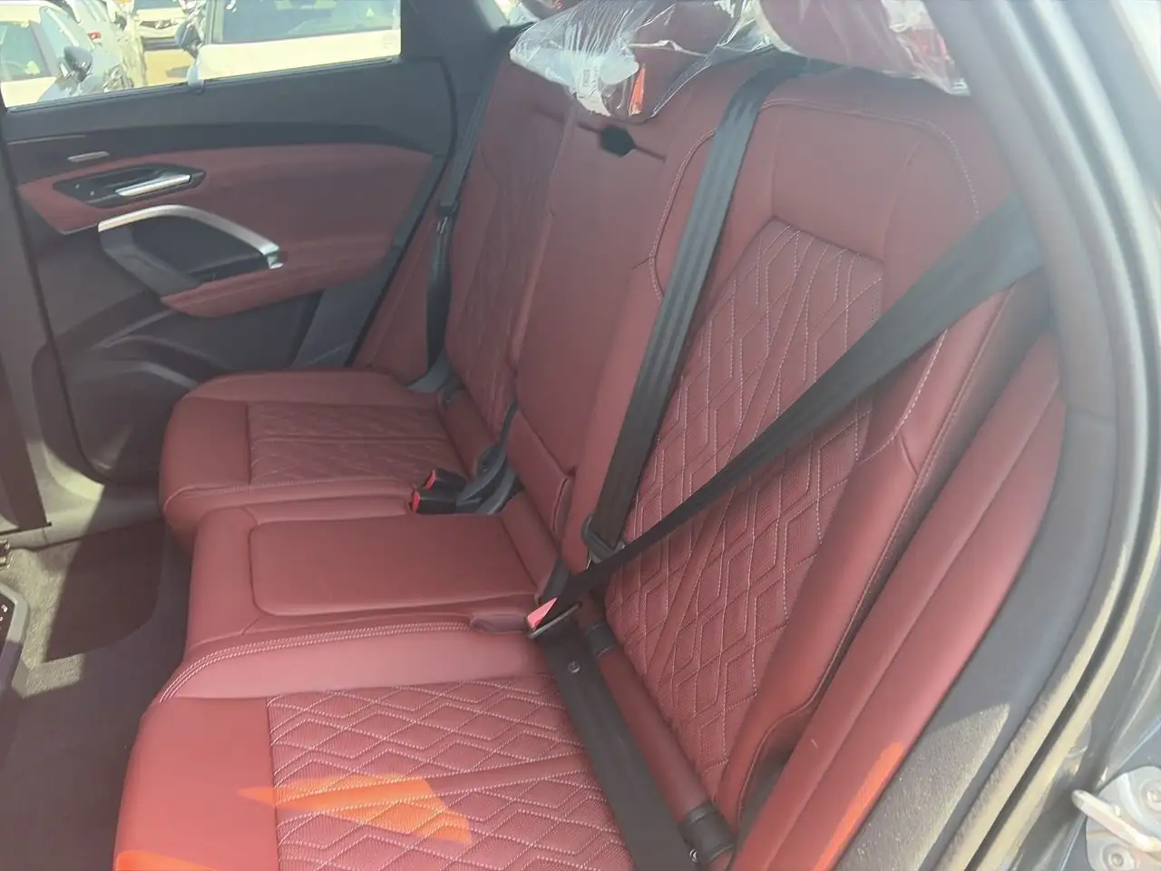 Audi SQ5 снимка Audi SQ5