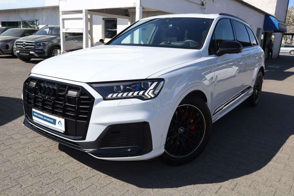 Second hand Audi Q7 3.0