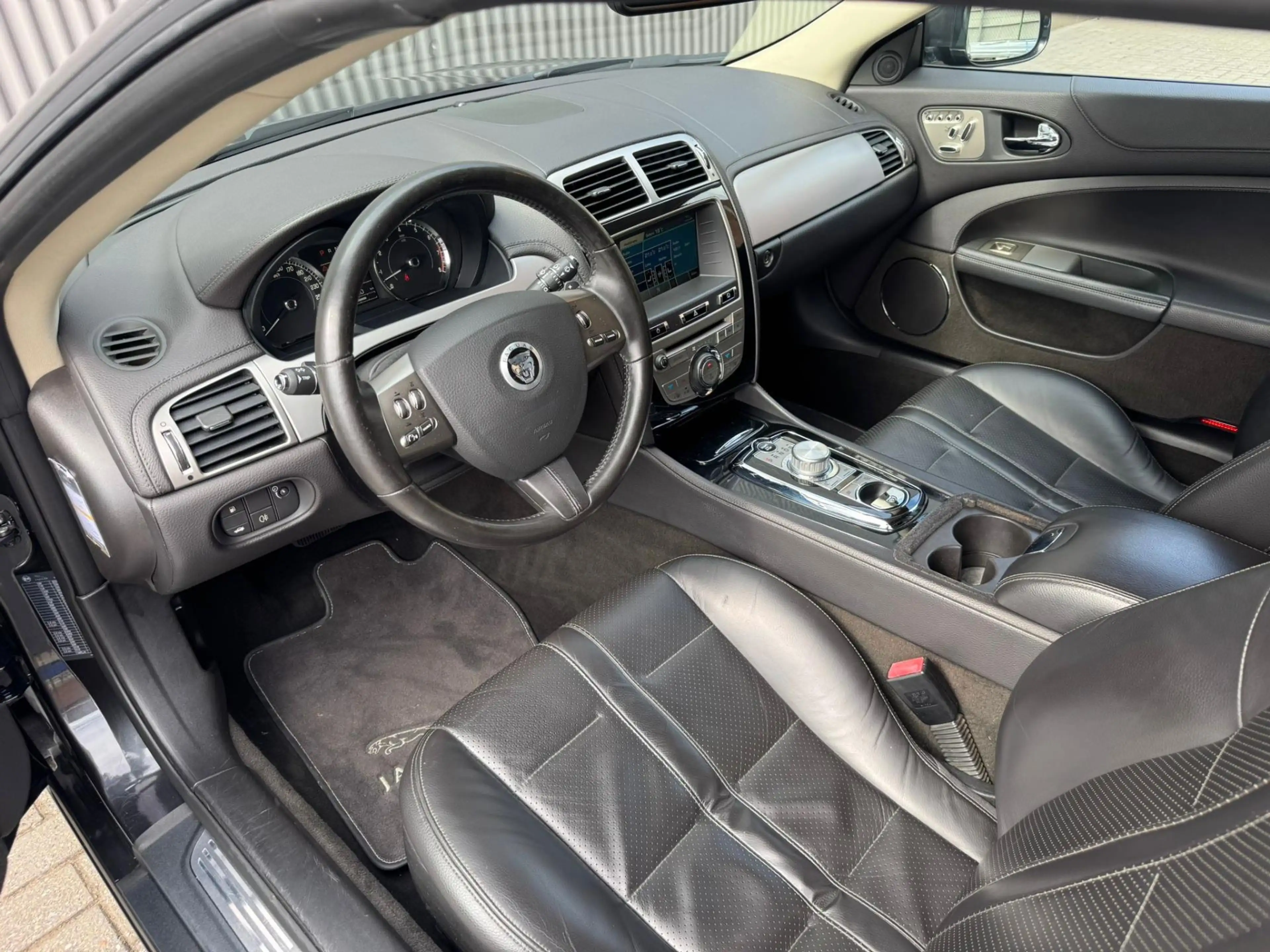 Jaguar XK 5.0 V8 Convertible Portfolio Stoelverkoeling|Stuur — photo 12