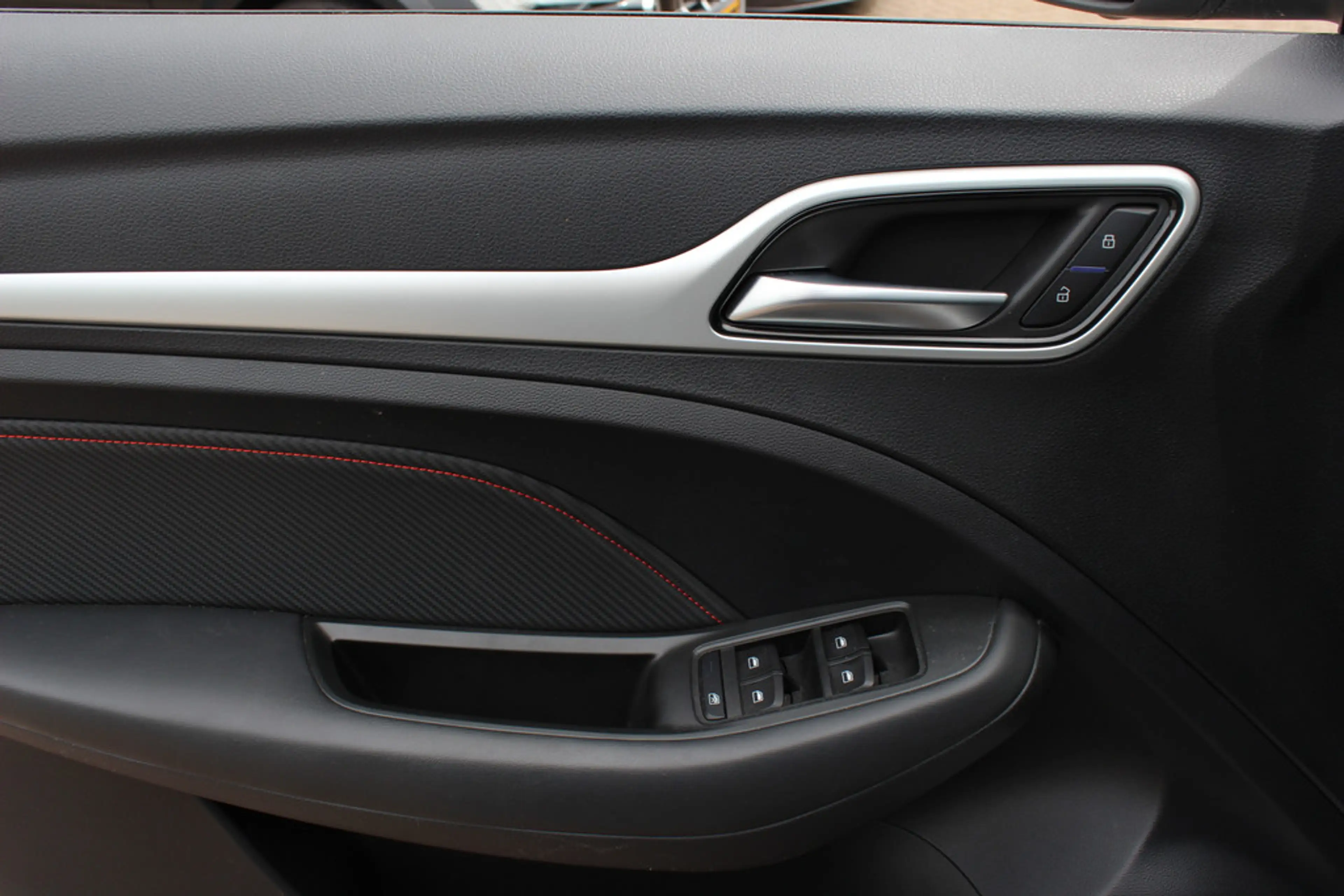 MG ZS MG EV EV Long Range Luxury 70 kWh / Panoramadak / — photo 17