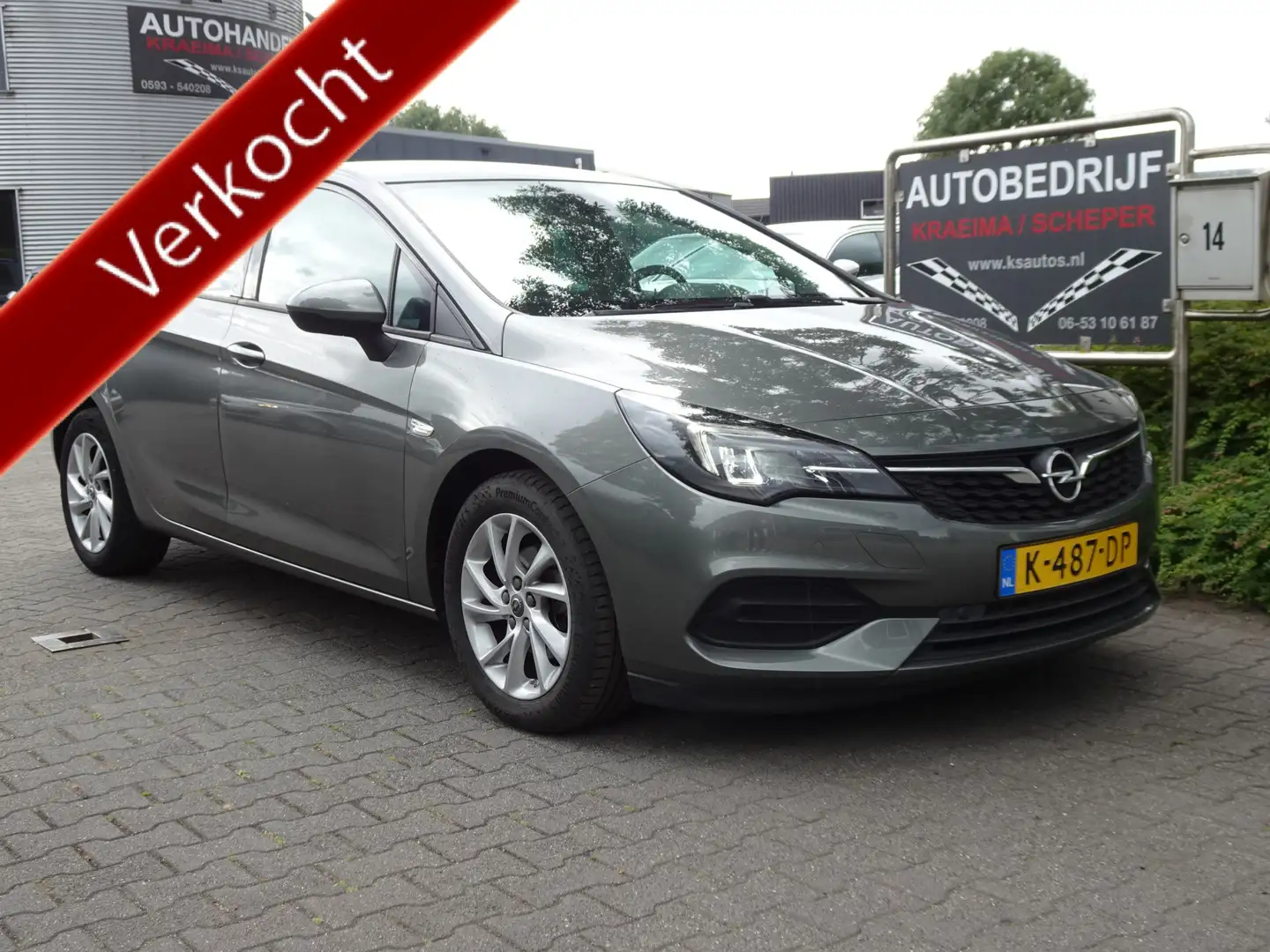Opel Astra 1.2 5-Drs Elegance Grijs - 1