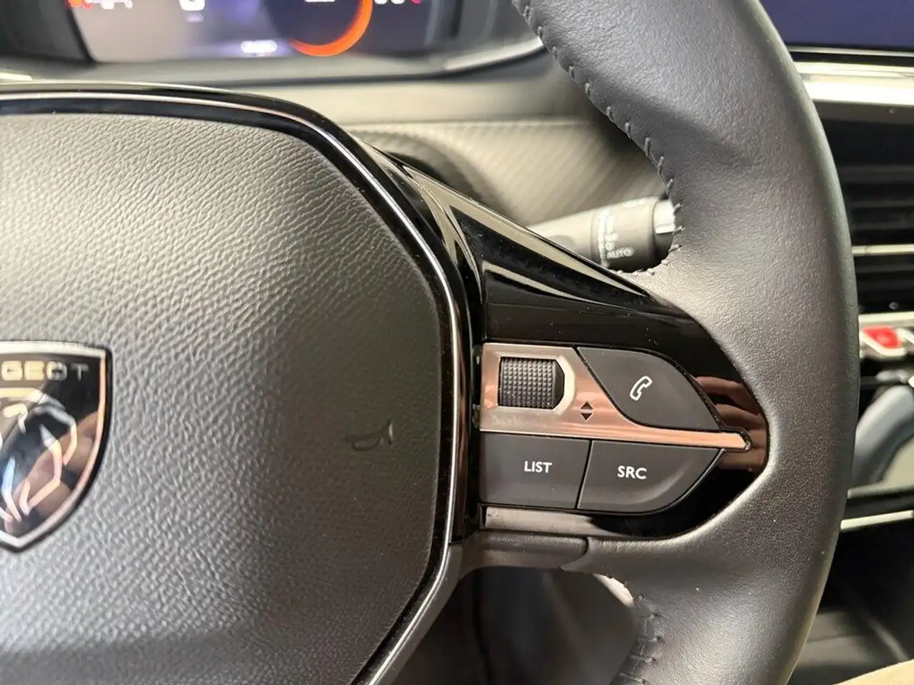 Peugeot 208 1.2 puretech Allure s&s 100cv 17