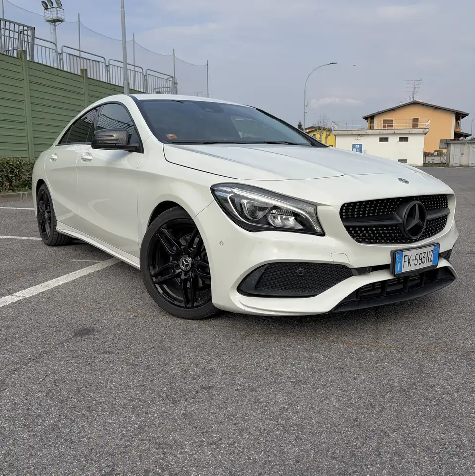 Mercedes-Benz CLA 200