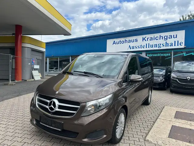 Mercedes-Benz 200