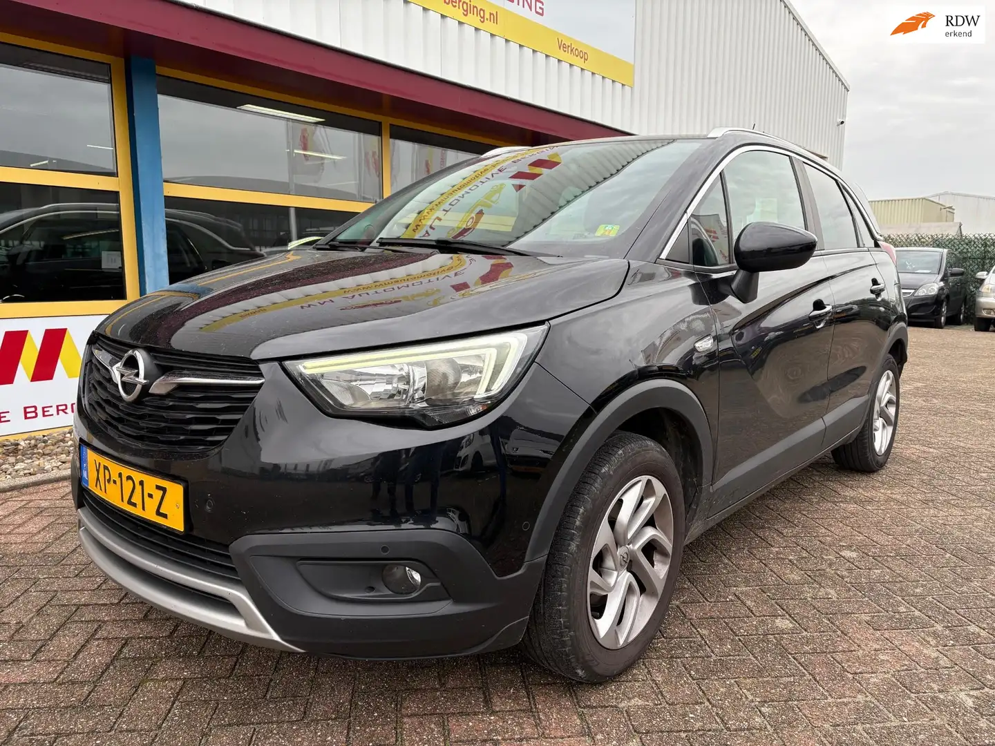 Opel Crossland X 1.2 Turbo Innovation NAVI CAMERA Noir - 1