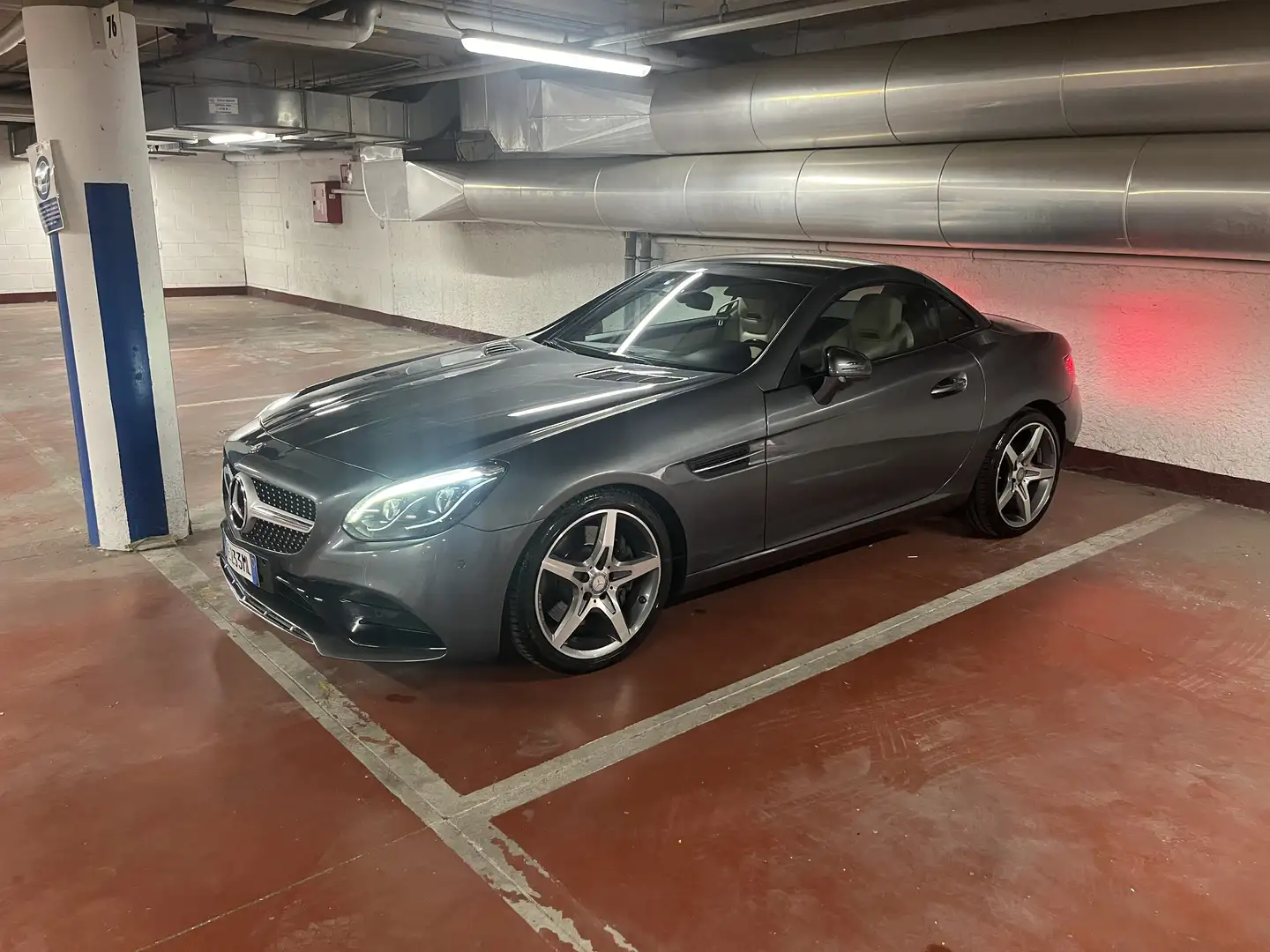 Mercedes-Benz SLC 250 d Premium auto - 2