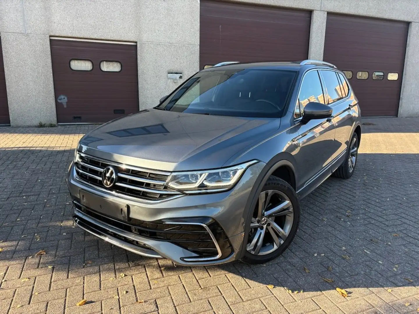 Volkswagen Tiguan Allspace Tiguan Allspace 1.5 TSI R-Line 7pl. DSG Gris - 2