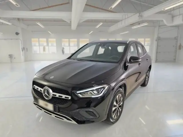 Mercedes-Benz GLA 250 GLA e phev (eq-power) Business Extra auto