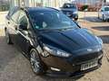 Ford Focus ST-Line TÜV NEU Zahnriemen NEU Noir - thumbnail 3
