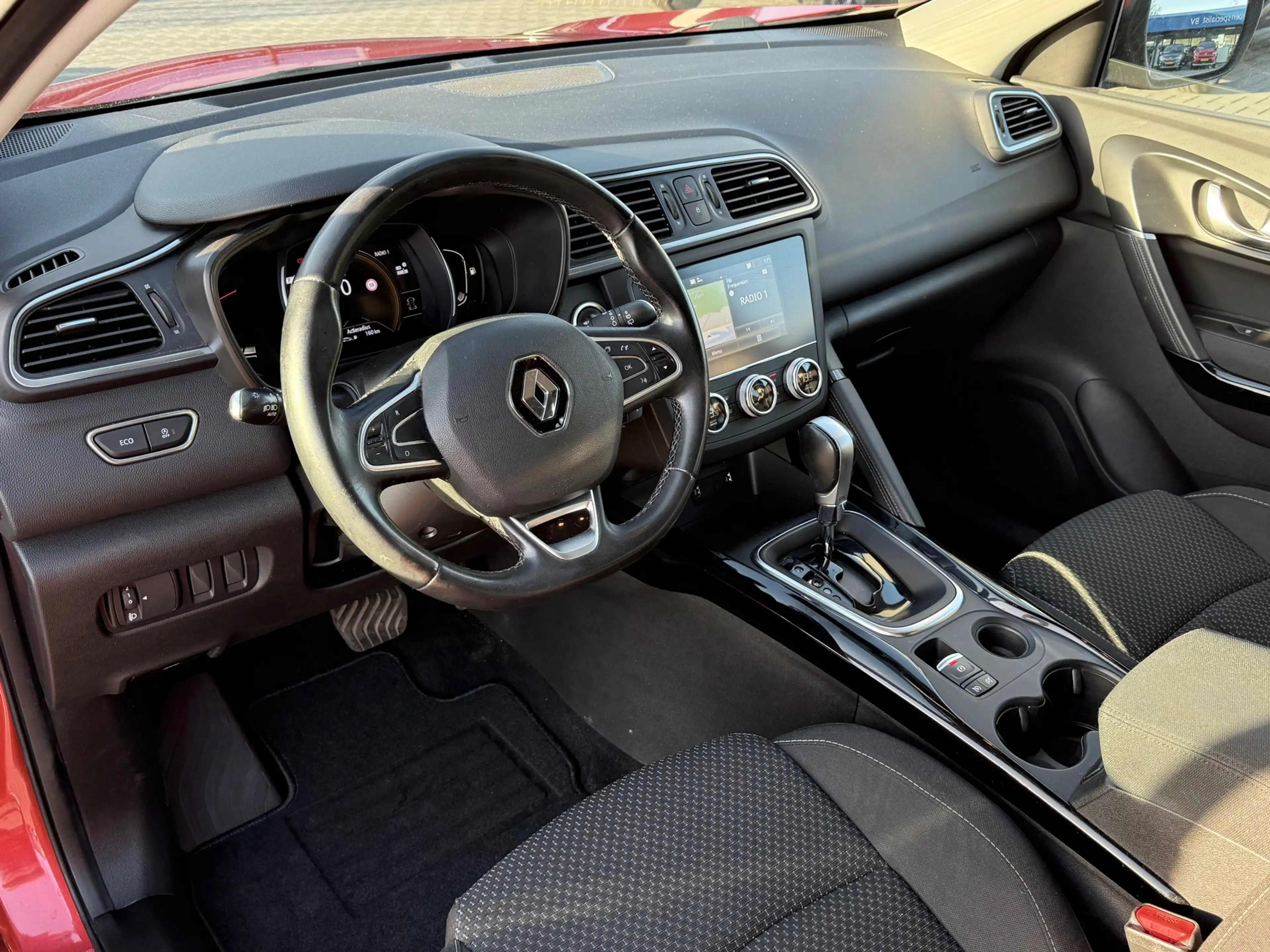 Renault Kadjar 1.3 TCe ZEN AUTOMAAT NAVI CAMERA ECC TREKHAAK NL A — photo 3