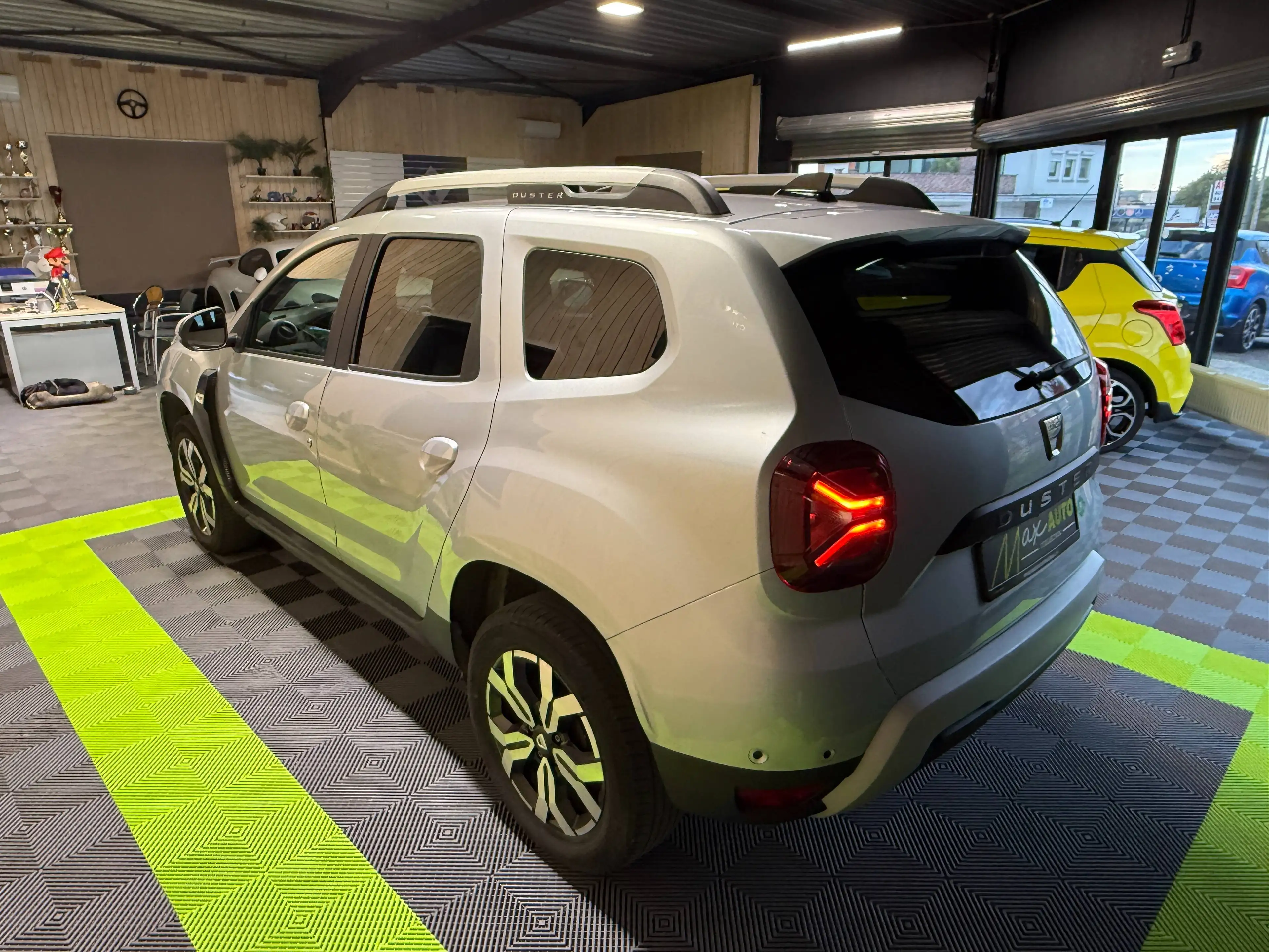Dacia Duster Dacia Duster 1.0 GPL Prestige Garantie 12 Mois — photo 4