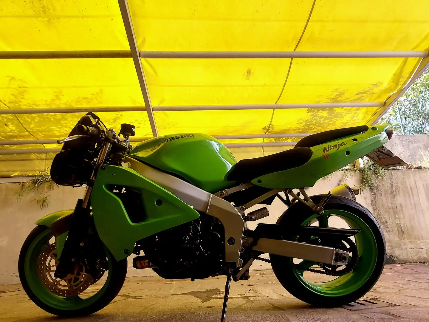 Kawasaki Ninja ZX-6R Zx-6r CARBURATORI 1999 motore ''G'' 111 cavalli Verde - 2