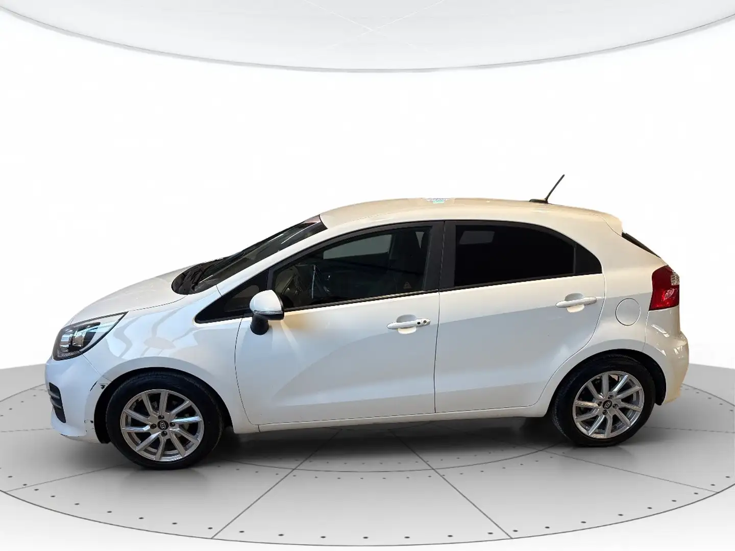 Kia Rio 5p 1.1 crdi Cool E6 Bianco - 2